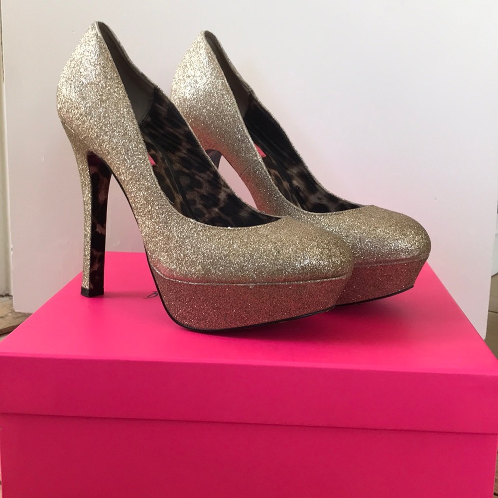 Betsey Johnson Gold Sparkly Platform Pumps